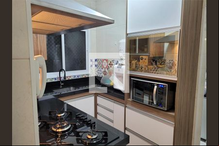 Casa à venda com 3 quartos, 136m² em Vila Curuçá, Santo André
