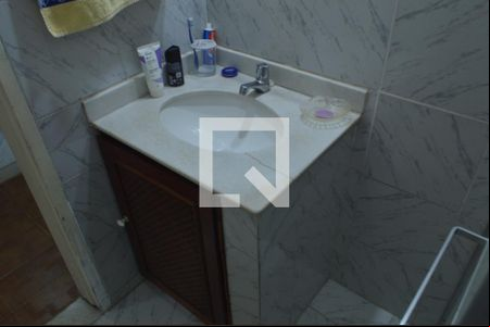 Banheiro de casa à venda com 1 quarto, 54m² em Taquara, Rio de Janeiro