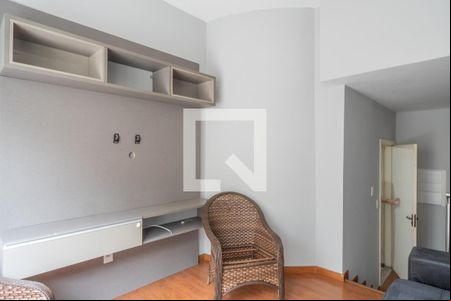 Sala de casa de condomínio à venda com 3 quartos, 100m² em Pedra Redonda, Porto Alegre