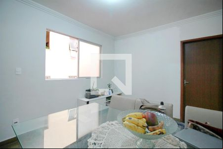 Sala de apartamento à venda com 2 quartos, 55m² em Floresta, Belo Horizonte