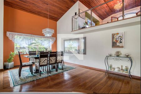 Casa à venda com 3 quartos, 332m² em Interlagos, São Paulo