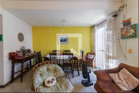 Sala de casa de condomínio para alugar com 4 quartos, 185m² em Vila Sao Silvestre (zona Oeste), São Paulo