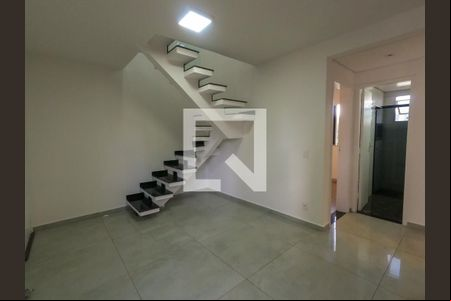 Sala de apartamento à venda com 2 quartos, 100m² em Betim Industrial, Betim