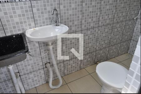 Banheiro de kitnet/studio para alugar com 1 quarto, 23m² em Engenho Novo, Rio de Janeiro