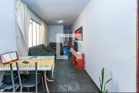 Sala de apartamento à venda com 3 quartos, 60m² em Estoril, Belo Horizonte