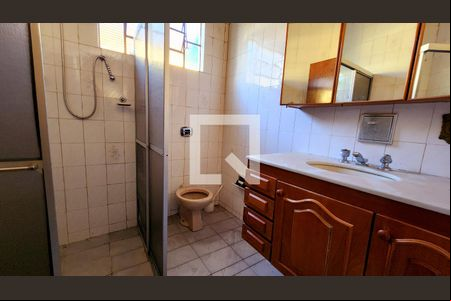 Banheiro de casa à venda com 2 quartos, 109m² em Vila Manfredi, Jundiaí