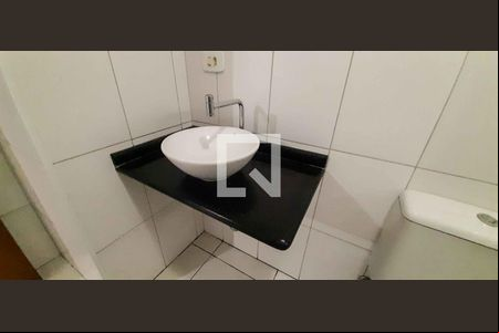 Banheiro da Sala de casa à venda com 2 quartos, 100m² em Centro, Osasco