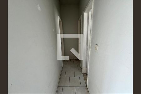 Corredor de apartamento à venda com 3 quartos, 90m² em Cidade de Deus, Rio de Janeiro