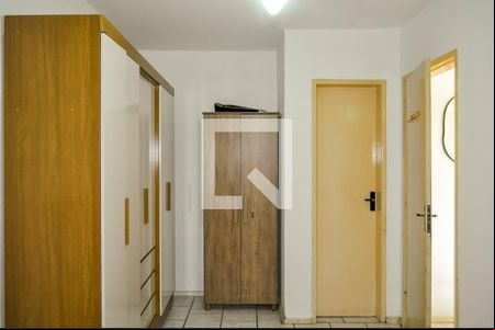 Quarto de apartamento à venda com 1 quarto, 44m² em Vila Nova, Porto Alegre
