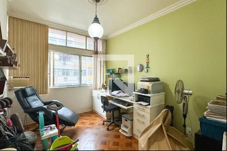 Quarto 1 de apartamento à venda com 3 quartos, 135m² em Copacabana, Rio de Janeiro