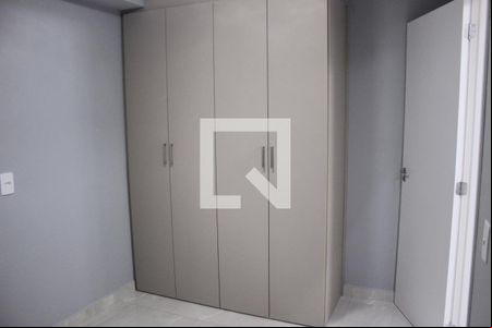 Quarto 1 de apartamento para alugar com 2 quartos, 36m² em Vila das Bandeiras, Guarulhos