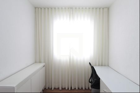 Quarto de apartamento à venda com 2 quartos, 50m² em Jardim Guanabara, Belo Horizonte