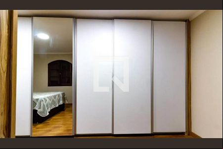 Casa de Condomínio à venda com 4 quartos, 280m² em Jaguaribe, Osasco