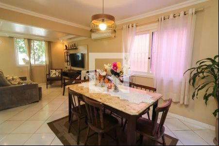 Sala de casa de condomínio à venda com 3 quartos, 115m² em Tristeza, Porto Alegre
