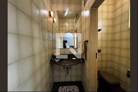 Lavabo de casa para alugar com 4 quartos, 185m² em Lagoinha, Belo Horizonte