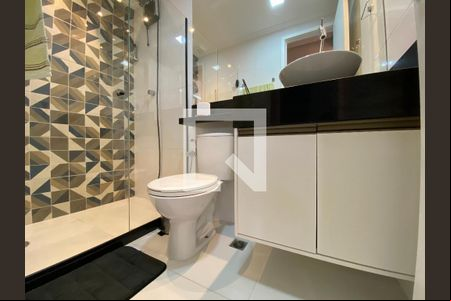 Banheiro de apartamento para alugar com 1 quarto, 100m² em Rio Vermelho, Salvador