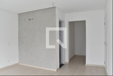 Suíte 1 com closet de casa de condomínio para alugar com 3 quartos, 200m² em Bairro Alto, Curitiba