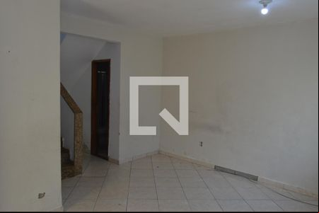 Sala de casa à venda com 3 quartos, 300m² em Tanque, Rio de Janeiro