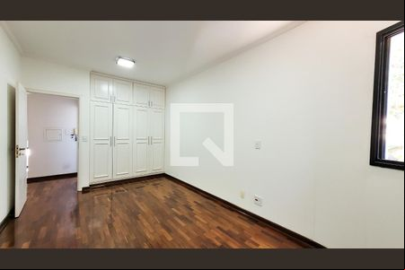 Quarto 1 de casa de condomínio para alugar com 5 quartos, 410m² em Loteamento Alphaville Campinas, Campinas