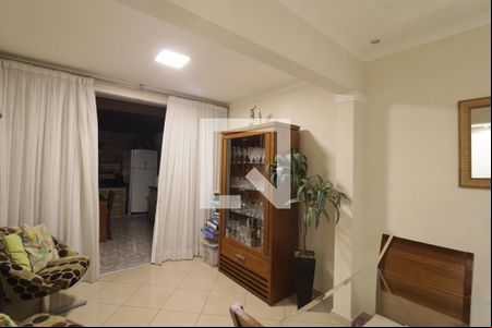Sala de casa de condomínio à venda com 3 quartos, 150m² em Jardim Shangai, Jundiaí