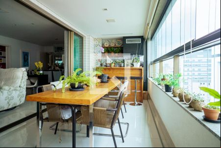 Varanda de apartamento para alugar com 4 quartos, 180m² em Santo Agostinho, Belo Horizonte
