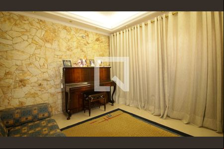 Sala de casa à venda com 5 quartos, 216m² em Vila Ema, São Paulo