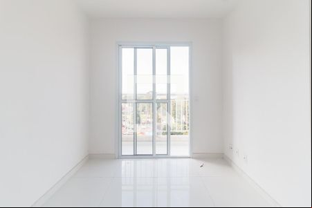 Sala de apartamento para alugar com 2 quartos, 51m² em Biritiba, Poá