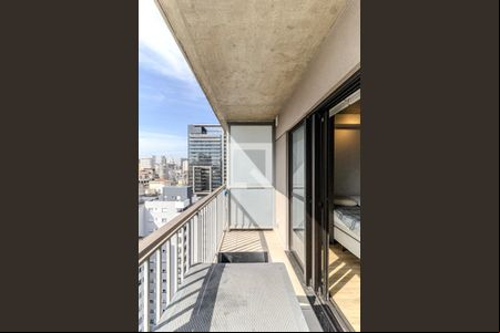 Varanda de kitnet/studio à venda com 1 quarto, 30m² em República, São Paulo