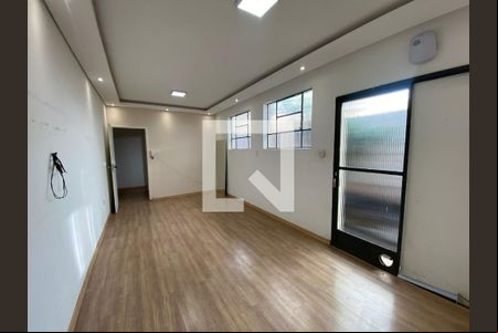 Sala 1 de casa à venda com 4 quartos, 180m² em Brasiléia, Betim