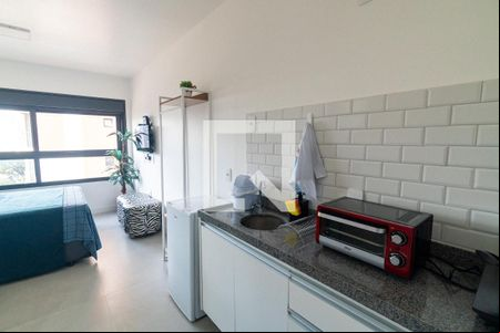 Cozinha de kitnet/studio à venda com 1 quarto, 18m² em Vila Clementino, São Paulo