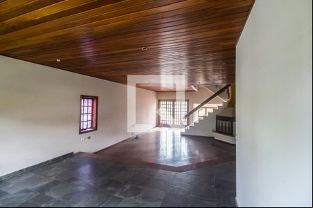 Sala de casa de condomínio para alugar com 3 quartos, 340m² em Alphaville, Santana de Parnaíba