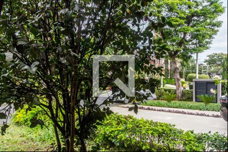 Vista da Sala de casa de condomínio para alugar com 3 quartos, 340m² em Alphaville, Santana de Parnaíba