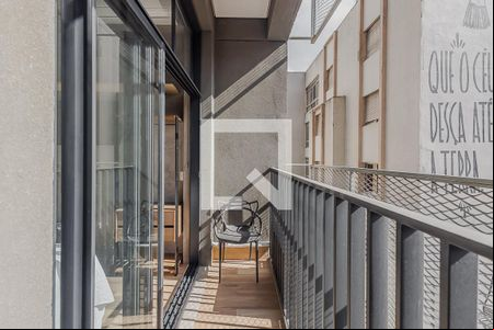 Varanda de kitnet/studio à venda com 1 quarto, 39m² em Pinheiros, São Paulo