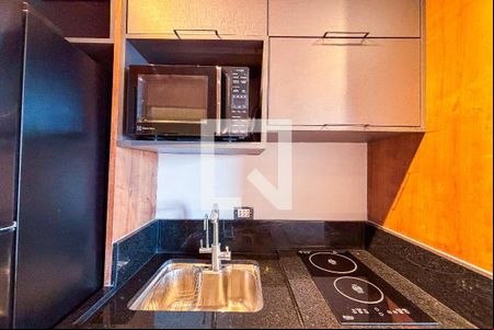 Cozinha de kitnet/studio à venda com 1 quarto, 27m² em Pinheiros, São Paulo