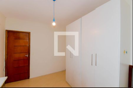 Quarto 2 de casa de condomínio para alugar com 2 quartos, 56m² em Jardim Cocaia, Guarulhos