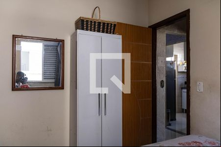 Quarto 1 de apartamento à venda com 2 quartos, 45m² em Estoril, Belo Horizonte