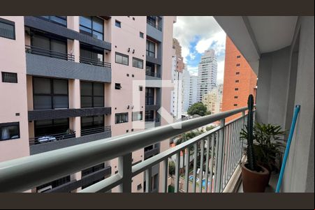Sacada de kitnet/studio à venda com 1 quarto, 35m² em Pinheiros, São Paulo