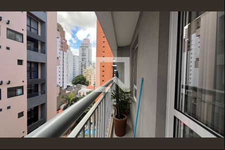 Sacada de kitnet/studio à venda com 1 quarto, 35m² em Pinheiros, São Paulo