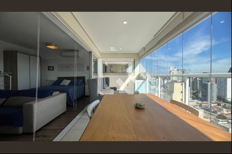 Varanda de kitnet/studio à venda com 1 quarto, 57m² em Pinheiros, São Paulo