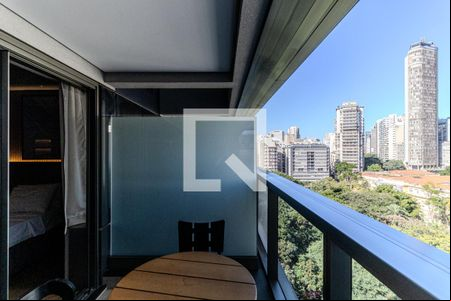 Varanda de kitnet/studio à venda com 1 quarto, 29m² em República, São Paulo