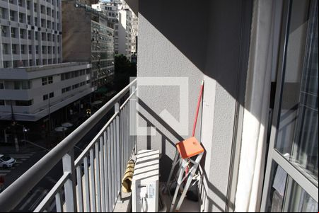 Sacada de kitnet/studio à venda com 1 quarto, 21m² em República, São Paulo