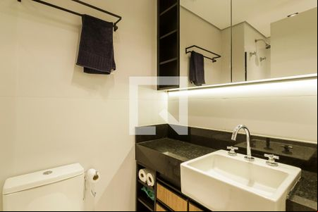 Banheiro de kitnet/studio à venda com 1 quarto, 29m² em Indianópolis, São Paulo