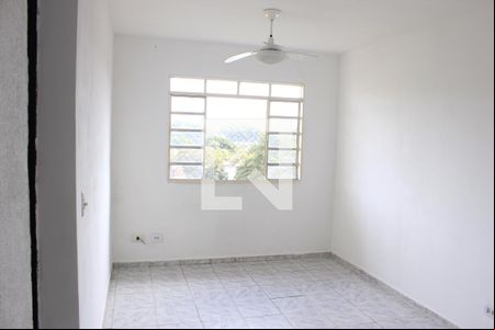 Sala de apartamento para alugar com 2 quartos, 49m² em Jardim Presidente Dutra, Guarulhos