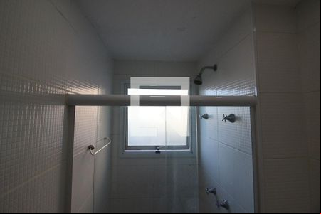 Banheiro da Suíte 1 de apartamento para alugar com 2 quartos, 55m² em Quitaúna, Osasco