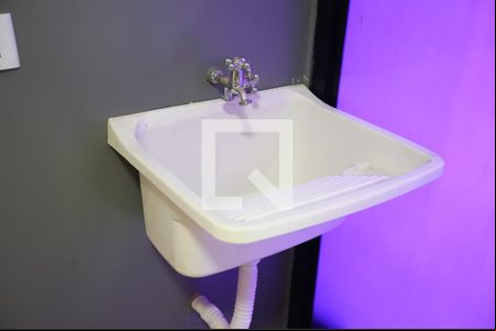 Studio de kitnet/studio para alugar com 1 quarto, 23m² em Jardim Marcato, Suzano