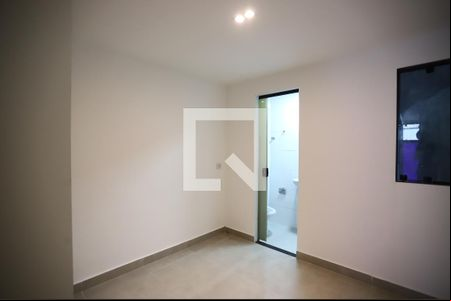 Quarto de kitnet/studio para alugar com 1 quarto, 23m² em Jardim Marcato, Suzano
