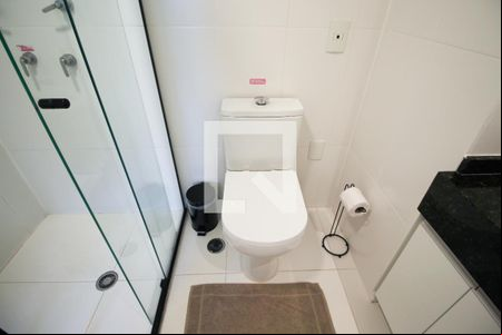 Banheiro de kitnet/studio à venda com 1 quarto, 26m² em Indianópolis, São Paulo