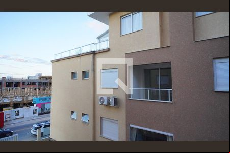 Quarto 1_Vista  de apartamento para alugar com 2 quartos, 69m² em Ingleses Centro, Florianópolis