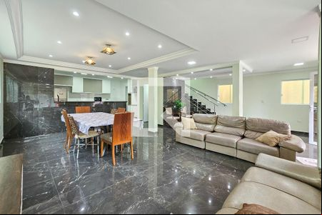 Sala de apartamento para alugar com 4 quartos, 350m² em Balneario Guarujá, Guarujá