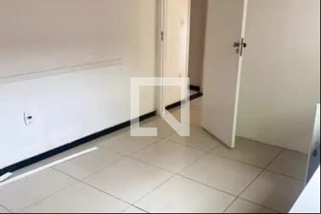 Casa para alugar com 2 quartos, 90m² em Planalto, Belo Horizonte